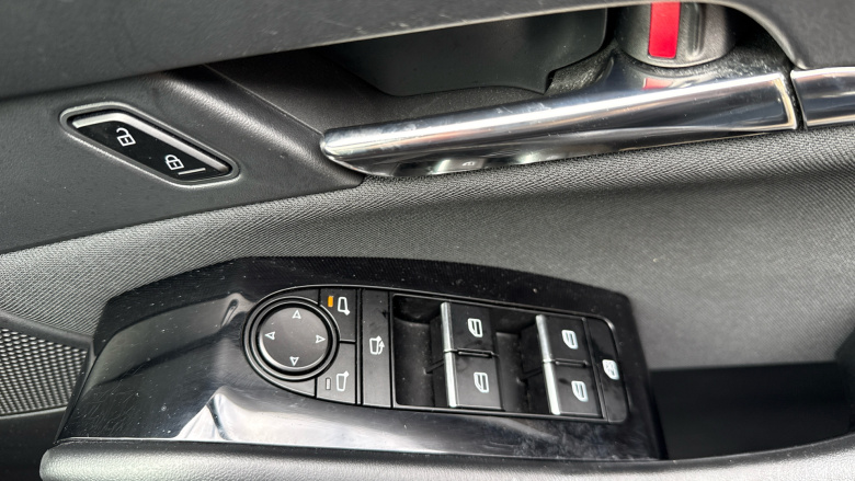 Mazda CX-30 2.0 e-Skyactiv G MHEV Homura 5dr Petrol Hatchback